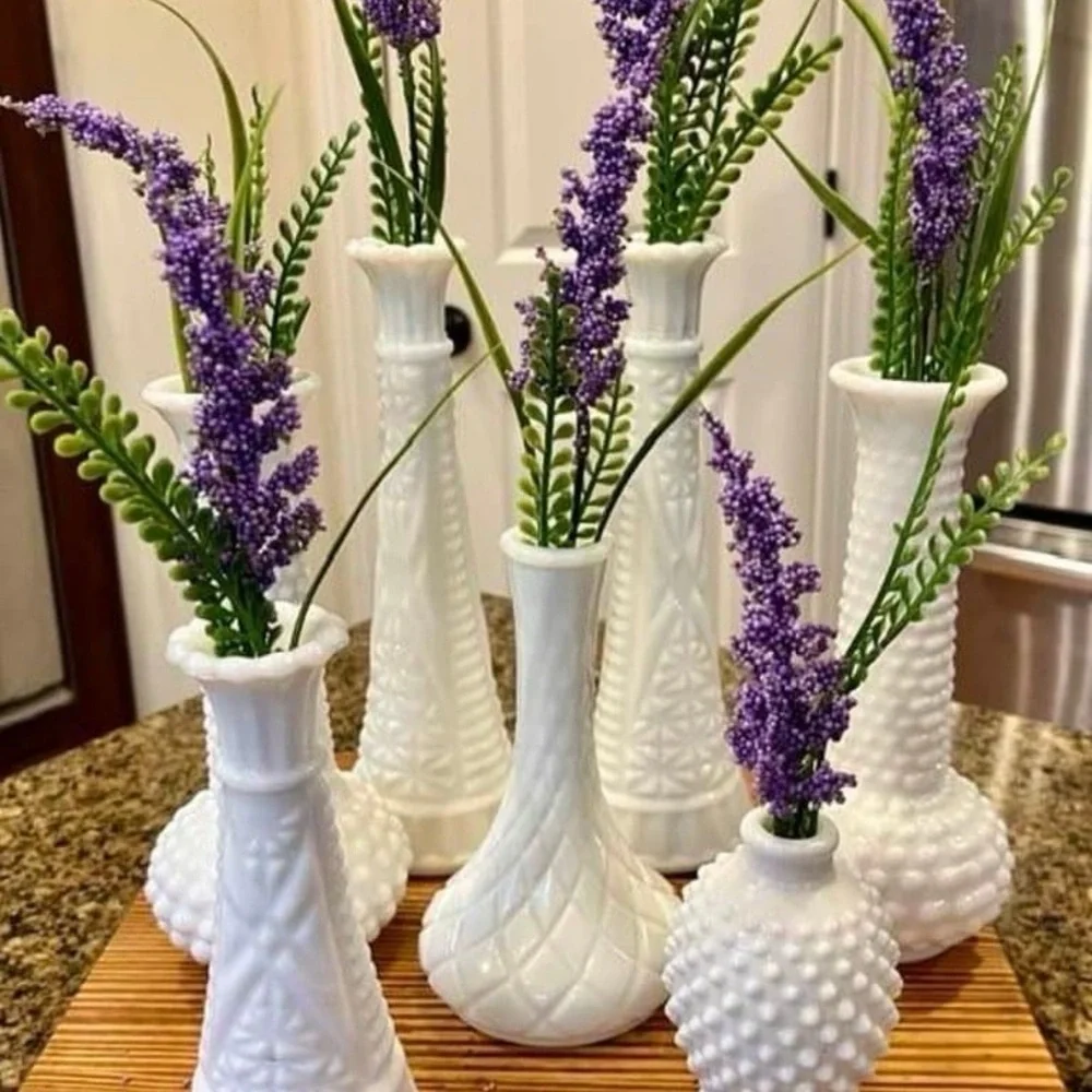Vintage milk glass Vintage Milk Glass Snowflake Bud Vase 8.7”.